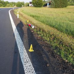 Odeř: Mladík nezvládl řízení motocyklu. Vjel rychle do zatáčky 