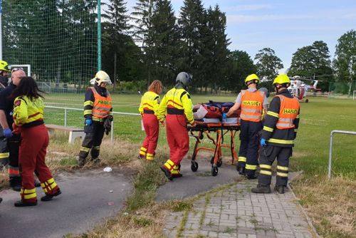 Hroznětín: Na místo nehody letěl vrtulník
