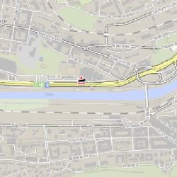 Karlovy Vary: Nákladní vozidlo narazilo do závory 
