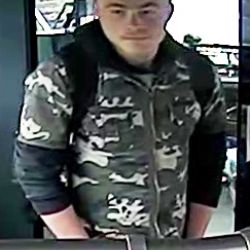 Karlovy Vary: Policie pátrá po zloději z vlaku