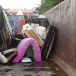 Karlovy Vary: Svoz objemného odpadu v dubnu neproběhne