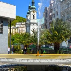 Karlovy Vary:  Vřídelní kolonáda se opět otevírá