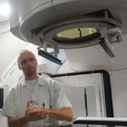 Kraj poskytne respirátory a roušky onkologickým ambulancím pro jejich pacienty