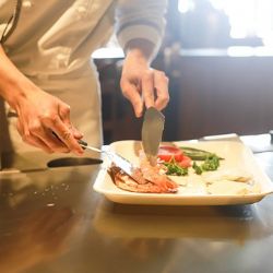 Kraj zmodernizuje odborné zázemí pro gastronomické obory