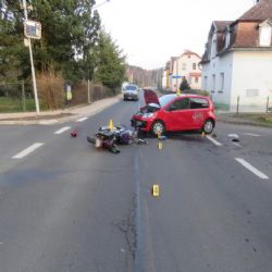 Lesov: Na místo sobotní nehody letěl vrtulník
