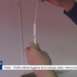 Cheb: Podle města hygiena komunikuje málo, nemocnice dobře (TV Západ)