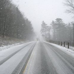 Meteorologové varují před náledím