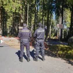 Region: Kontroly hranic a dodržování vládních nařízení