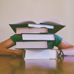 Region: Studenti a absolventi, víte, kdy musíte či nemusíte platit pojistné na sociální zabezpečení?