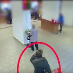 Sokolov: Devadesátiletá seniorka přišla o 20 tisíc korun. Policie pátrá po svědcích