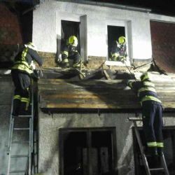 Sokolov: Hasiči včera jeli k požáru domu