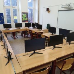 SŠ logistická v Dalovicích má nově bezbariérový přístup a moderní počítačové učebny