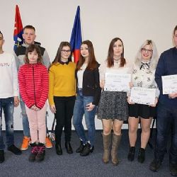 Studenti si umí poradit s nástrahami internetu
