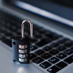 Žáci a studenti se mohou zapojit do soutěže o bezpečnosti na internetu 