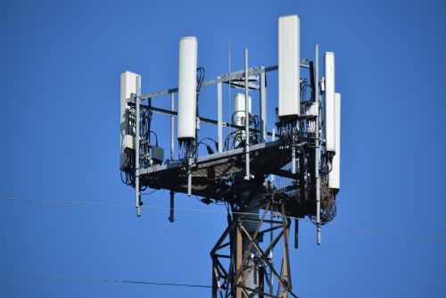 Foto: Karlovarský kraj jedná o lepším pokrytí území signálem mobilních operátorů a vysokorychlostním internetem